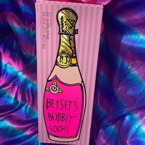 Betsey Johnson Bubble Low Cut Socks 7pairs !